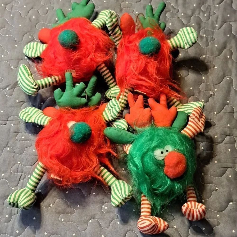 Set of 4 Christmas plushies